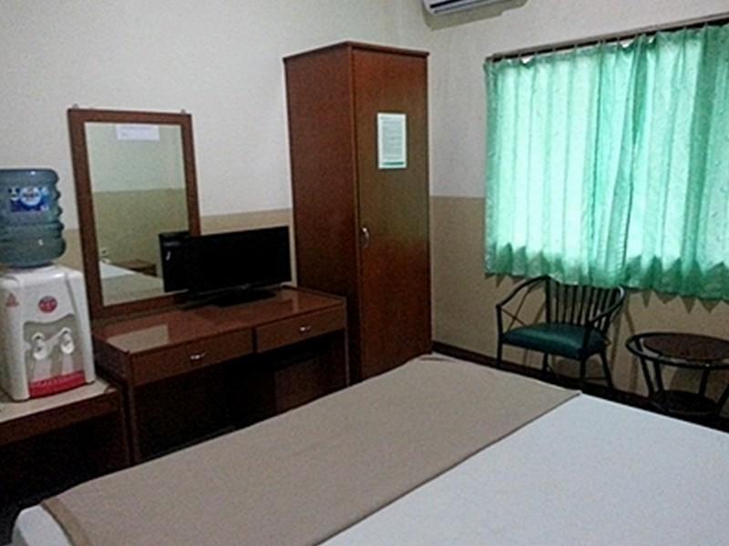 Sans Hotel Fiducia Kaji Giacarta Esterno foto